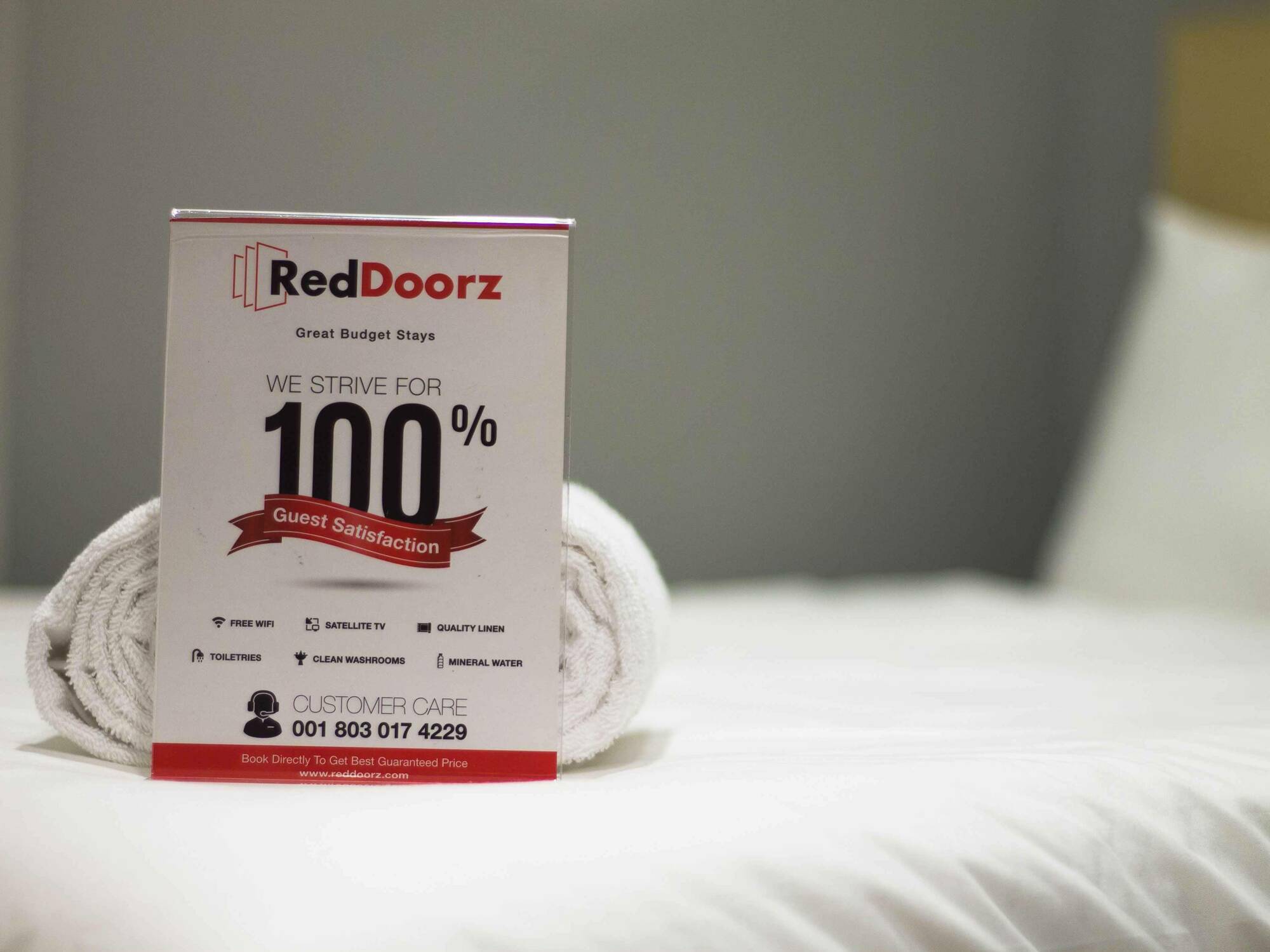 Hotel Reddoorz @ Tebet Asem Baris Jakarta Exterior foto